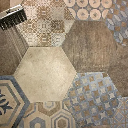 Salentuosi - Salento Mille E Notte Racale